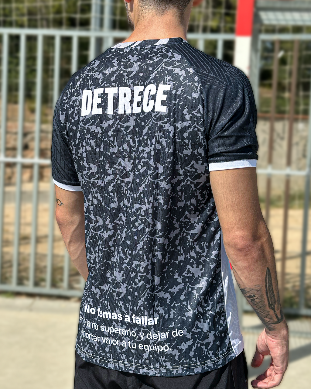 Detrece Black Shirt